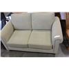 Image 1 : MODERN PILLOWBACK LOVESEAT