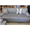Image 3 : BRAND NEW 3-PIECE SOFA SET