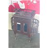 Image 1 : REPRODUCTION MAHOGANY TEA SERVICE CABINET WITH LIFT TOP