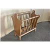 Image 1 : MAPLE MAGAZINE RACK