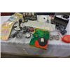 Image 1 : BOX OF ELECTRONICS