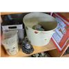 Image 1 : BEER AD TRAY METAL BUCKET AND DECORATIVE ITEMS