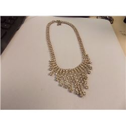 RHINESTONE NECKLACE - BLANKET OF STONES