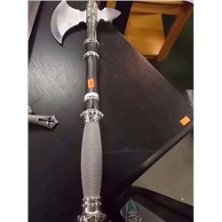 177114 - DEFENDER AXE - 145001