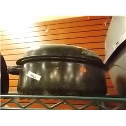 ROASTING PAN WITH LID