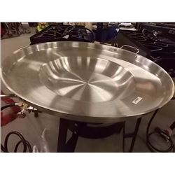 STAINLESS STEEL PAN - 23" DIAMETER