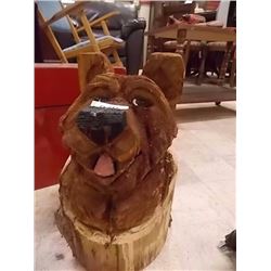 UNIQUE CHAINSAW CARVING - BEAR IN STUMP