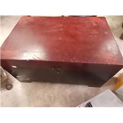 ORIENTAL STORAGE BOX