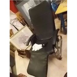 ELECTRIC VIBRATING CHAIR