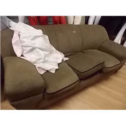 VINTAGE CHESTERFIELD - 3 SEATER