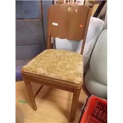 VINTAGE SIDE CHAIR
