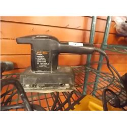 B & D FINISH SANDER - 1/3 - SHEET DUAL ACTION