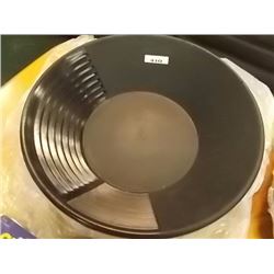NEW GOLD PAN - ESTWING - BLACK PLASTIC - LARGE