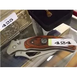 NEW FOLDING KNIFE WITH COMPASS AND BELT CLIP  -QU