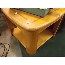 OAK END TABLES - 2 TTL