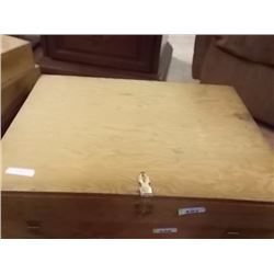 COLLECTORS DISPLAY BOX - BUGS OR ?????