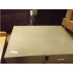 COLLECTORS DISPLAY BOX - BUGS OR ?????