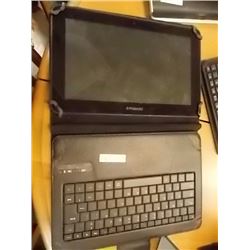 POLAROID TABLET WITH WIRELESS KEYPAD & CASE - PS
