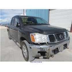 2004 - NISSAN TITAN