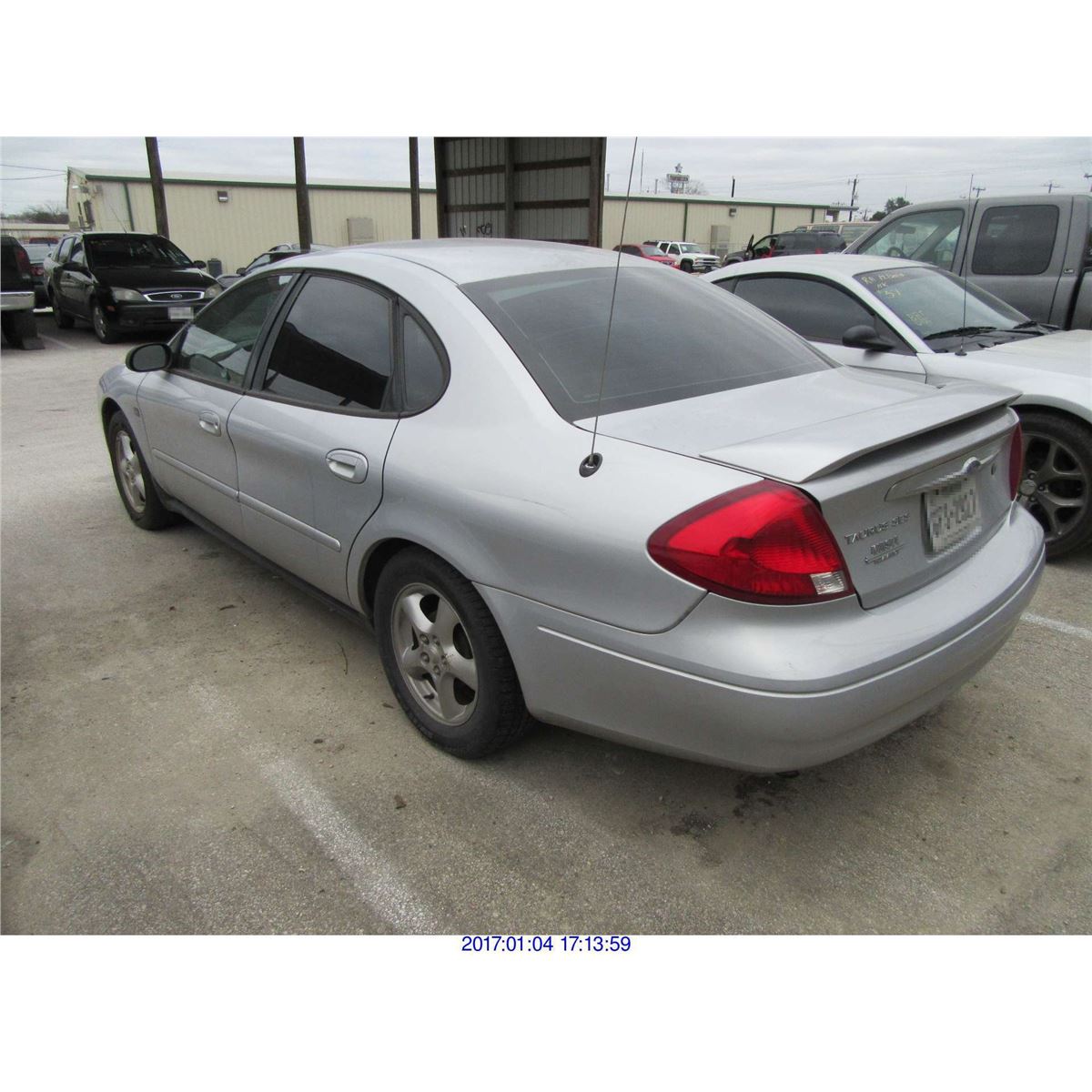 2002 FORD TAURUS / REBUILT SALVAGE