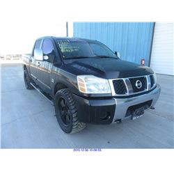 2004 - NISSAN TITAN