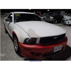 2008 - FORD MUSTANG