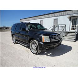 2004 - CADILLAC ESCALADE