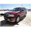 Image 2 : 2004 - LINCOLN NAVIGATOR