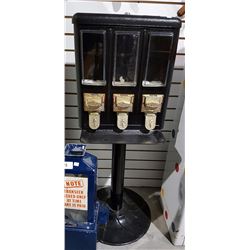 3 SECTION CANDY MACHINE