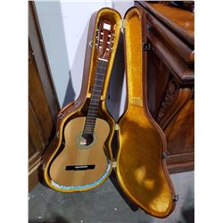 DENVER ACOUSTIC GUITAR IN CASE