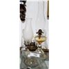 Image 1 : THREE OIL LAMPS