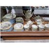 Image 1 : 44 PIECE SET ROSENTHAL CHINA IN THE DAPHNE PATTERN