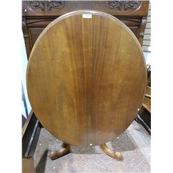 OVAL TILT TOP TABLE