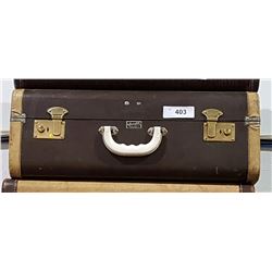 VINTAGE DURABILT SUITCASE