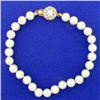 Image 1 : Vintage 8 Inch Pearl Strand Bracelet with Diamond Clasp