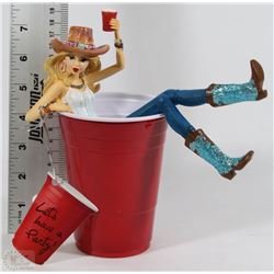 HICCUP LETS HAVE A PARTY! GIRL IN CUP