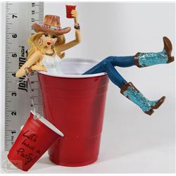 HICCUP LETS HAVE A PARTY! GIRL IN CUP