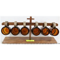6 VINTAGE AMBER GLASS BEER MUGS WITH WOODEN RACK