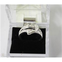 SILVER PLATED WOMEN HOLLOW HEART-SHAPED RING SZ 8