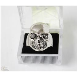 MEN'S HEAVY STAINLESS STEEL SKULL RING SZ10
