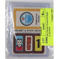 199 TOPPS OILERS TEAM STICKER - 1ST NHL SEASON