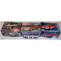 SET OF 3 MODELS ERTL SCALE 1:25, FORD HARD TOP