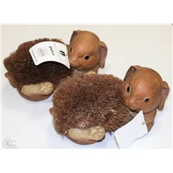 2 NEW ANGELO STATUE BUNNY BOOT SCRAPERS