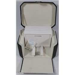 LORI LEIGH EARRING CHALET VANITY EARRING ORGANIZER