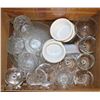 Image 1 : ESTATE BOX OF GLASSWARE AND MORE!