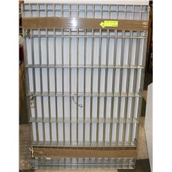 COLLAPSIBLE DOG KENNEL