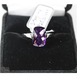 STERLING .925 SILVER RING SIZE 7 W/ PURPLE