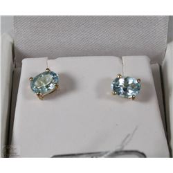 STERLING .925 SILVER  LIGHT BLUE TOPAZ STONE