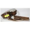 Image 1 : LEATHER WESTERN HOLSTER & 10 BULLET GUN BELT HAND