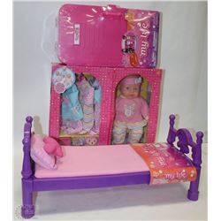 FLAT OF BABY DOLL, BED & LOCKER